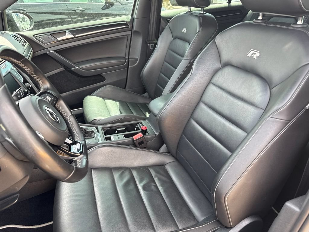 Used 2017 Volkswagen Golf R 4-Door AWD/4WD image 12