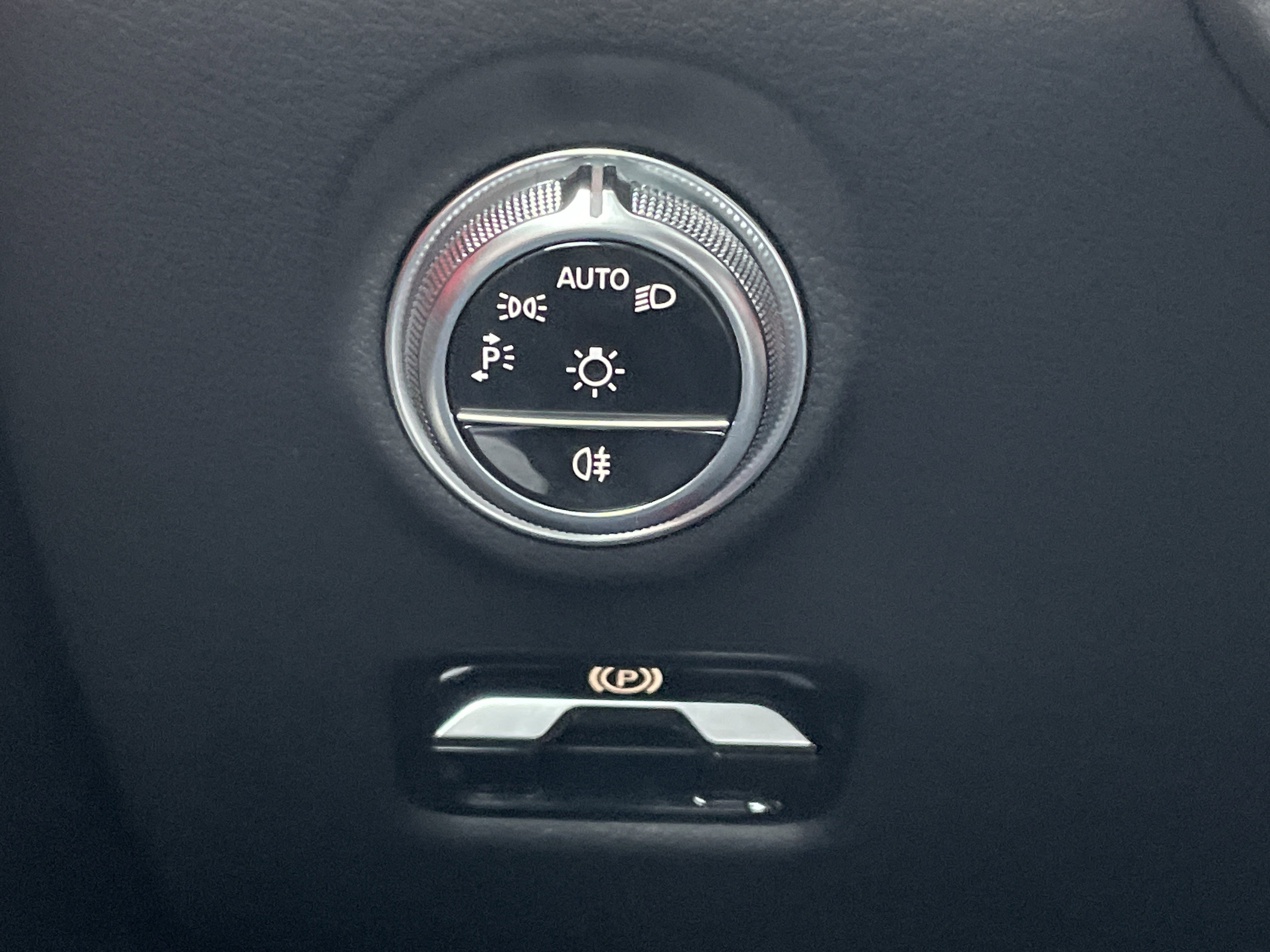 Certified 2024 Mercedes-Benz CLE 300 4MATIC Coupe image 24