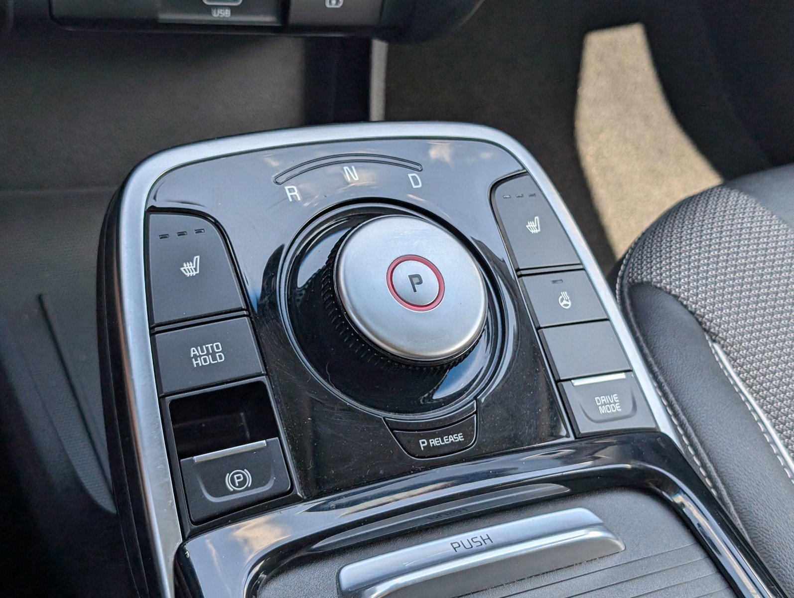 Used 2022 Kia Niro EX w/ Cold Weather Package FWD image 23