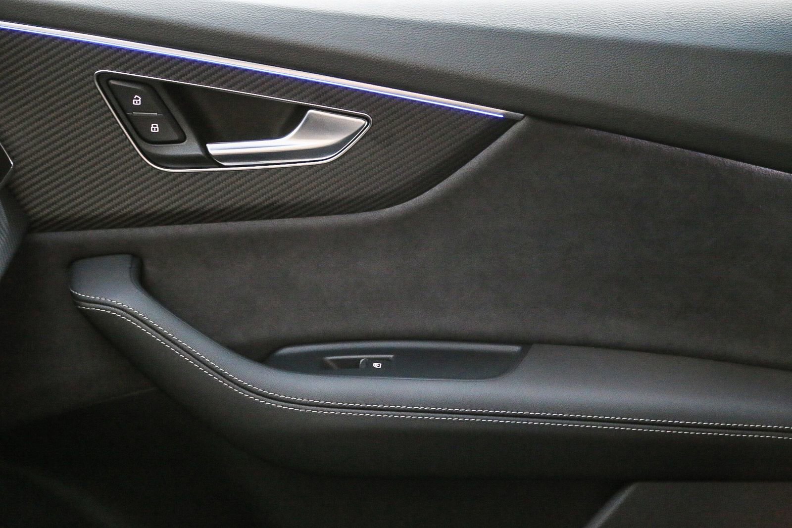 Used 2025 Audi SQ8 Premium Plus image 20