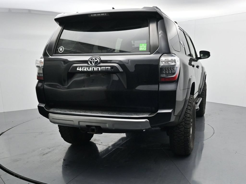 Used 2019 Toyota 4Runner TRD Off-Road AWD/4WD image 6