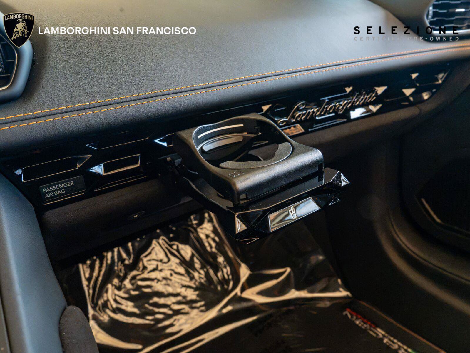 Used 2023 Lamborghini Huracan EVO RWD image 52