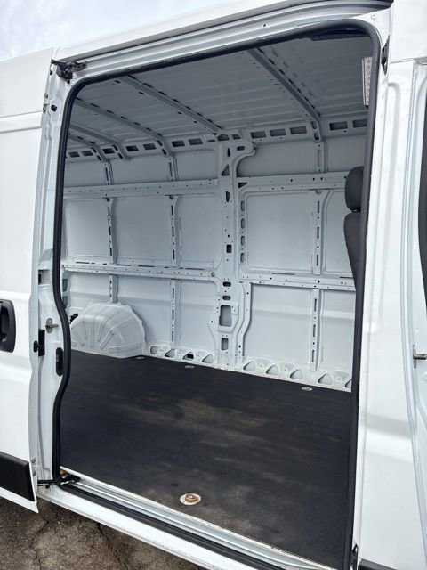 Used 2023 RAM ProMaster 2500 image 28