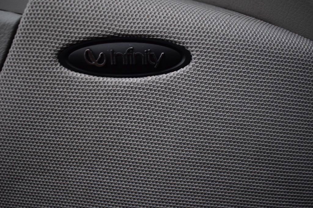 Used 2006 Hyundai Azera SE image 32