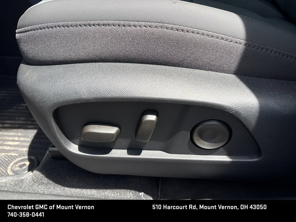 New 2026 GMC Terrain AT4 w/ Convenience Package III AWD/4WD image 33