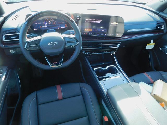 New 2026 Chevrolet Traverse RS w/ LPO, Illumination Package FWD image 14