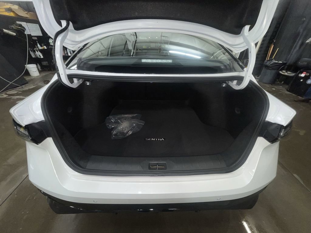 New 2026 Nissan Sentra SR w/ SR Premium Package FWD image 24