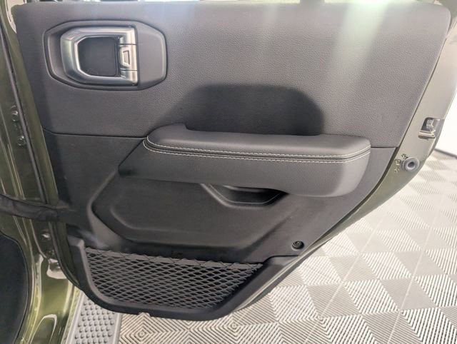 Used 2021 Jeep Wrangler Unlimited Sahara image 30