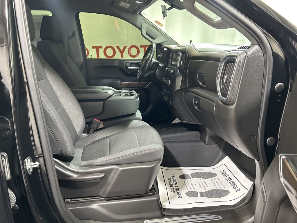 Used 2021 Chevrolet Silverado 1500 LT w/ Bed Protection Package image 9