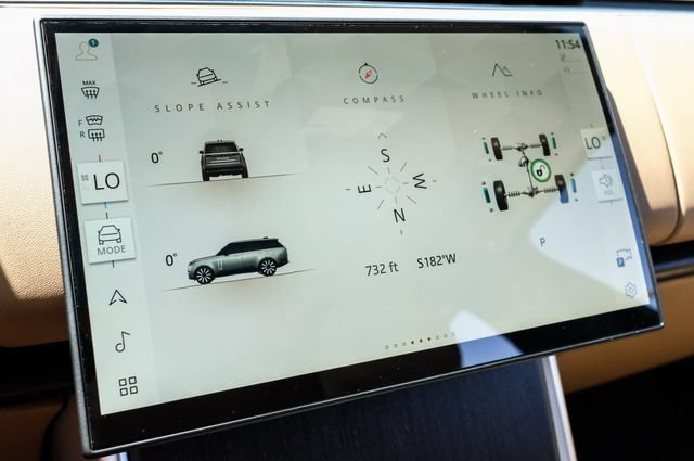 New 2026 Land Rover Range Rover SE AWD/4WD image 33