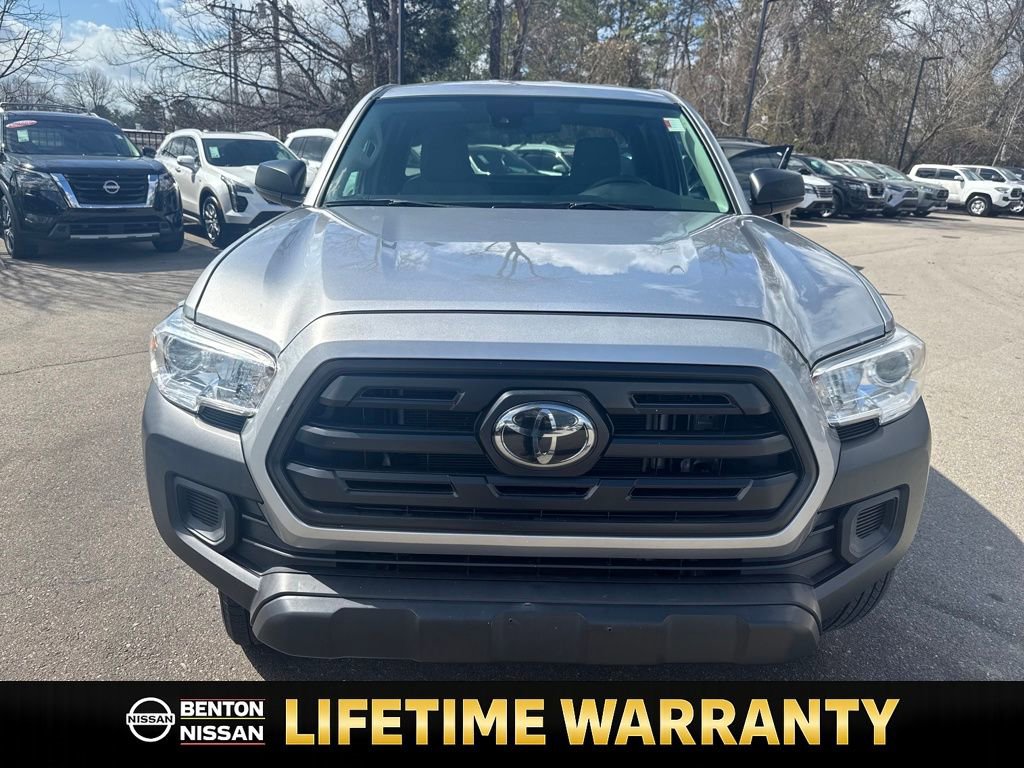 Used 2019 Toyota Tacoma SR image 10