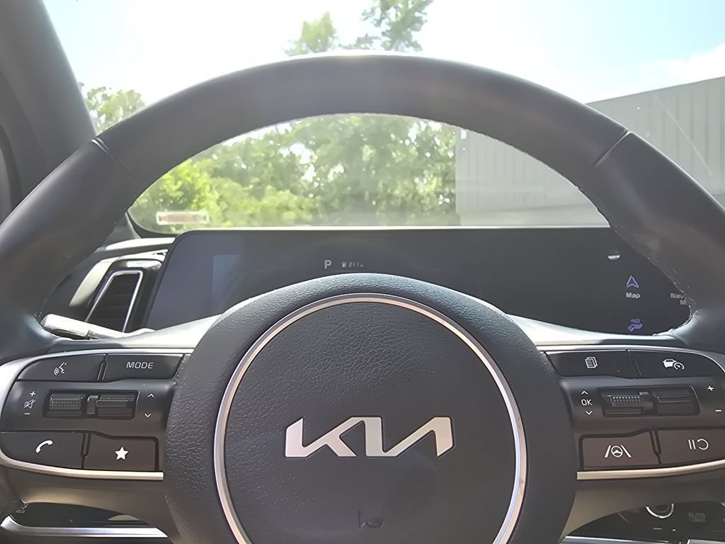 Used 2025 Kia Sportage X-Line w/ Premium Package AWD/4WD image 28