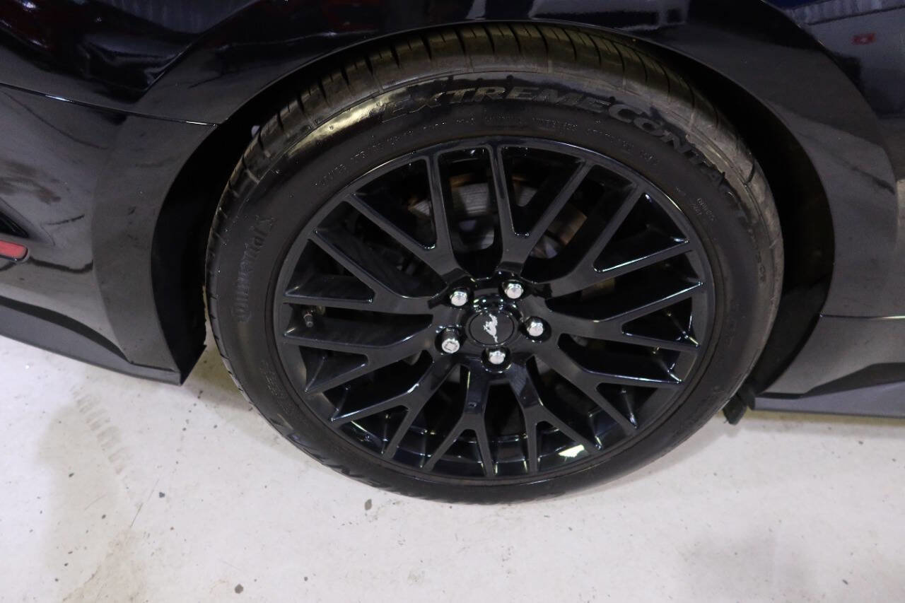 Used 2017 Ford Mustang GT Premium w/ GT Performance Package image 32