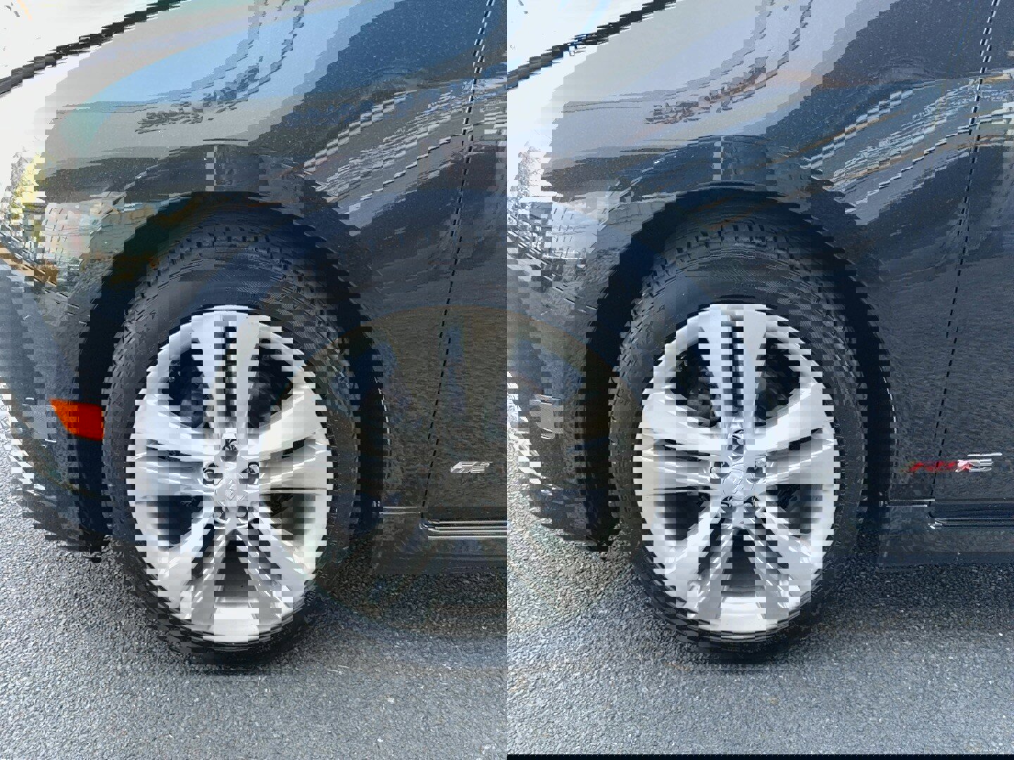 Used 2013 Chevrolet Cruze LTZ w/ RS Package FWD image 27