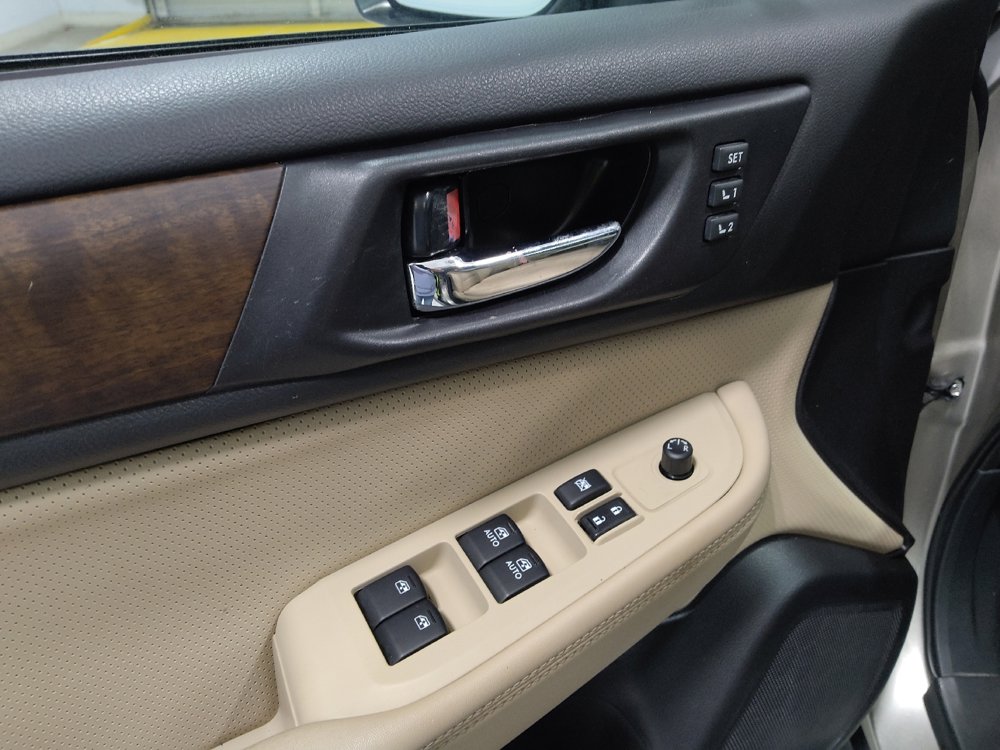 Used 2017 Subaru Outback 2.5i Limited image 27