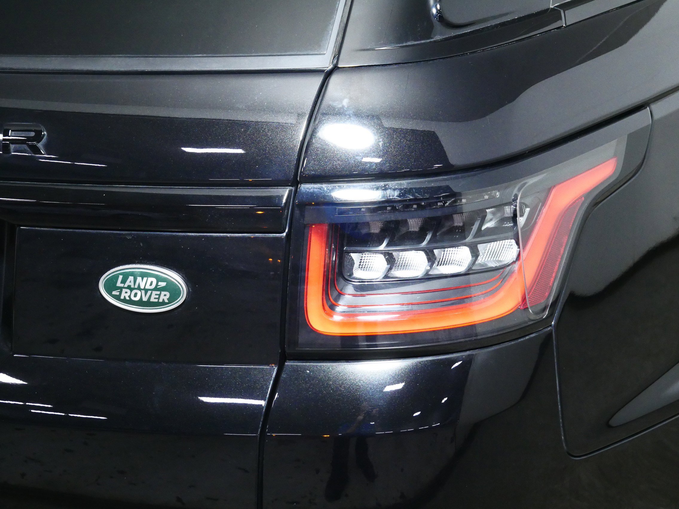 Used 2022 Land Rover Range Rover Sport HSE Silver Edition AWD/4WD image 17