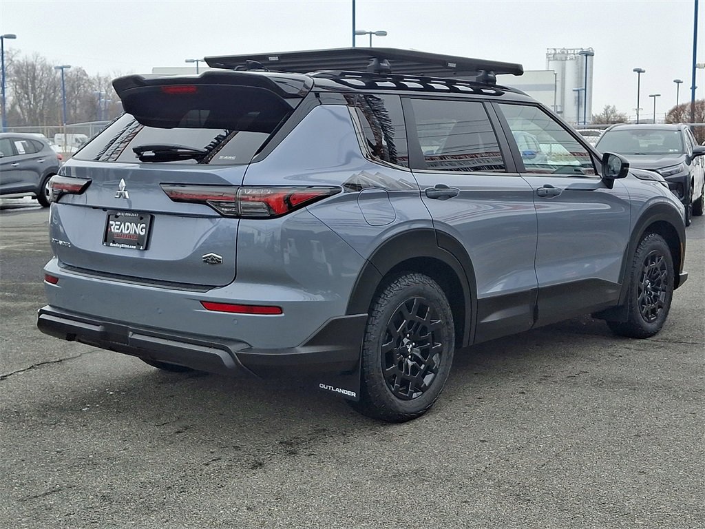 New 2026 Mitsubishi Outlander Trail Edition image 4