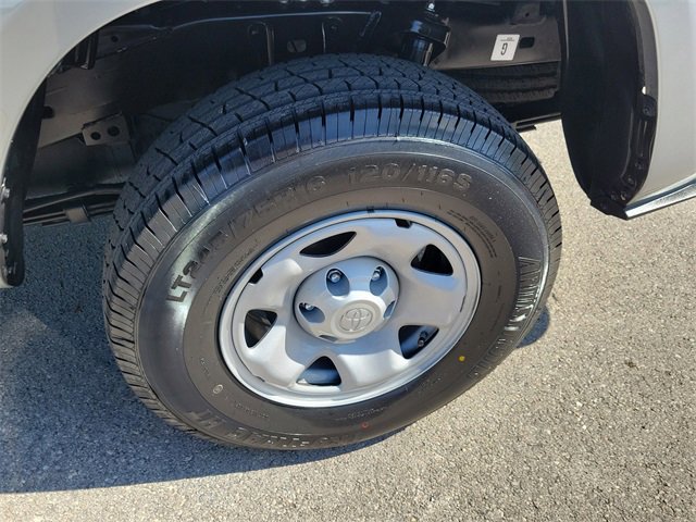 Used 2022 Toyota Tacoma SR image 10
