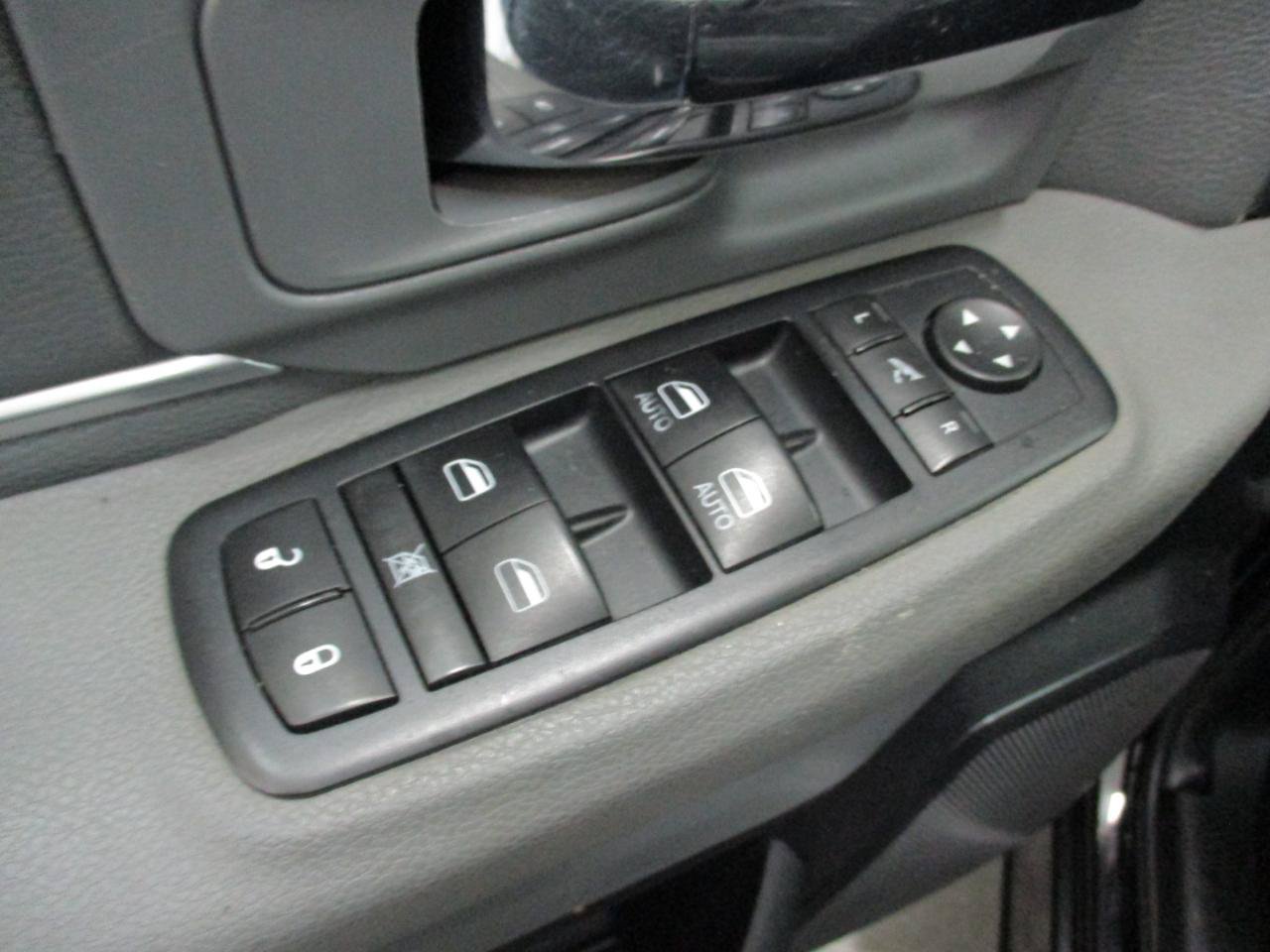 Used 2016 RAM 1500 Big Horn AWD/4WD image 15