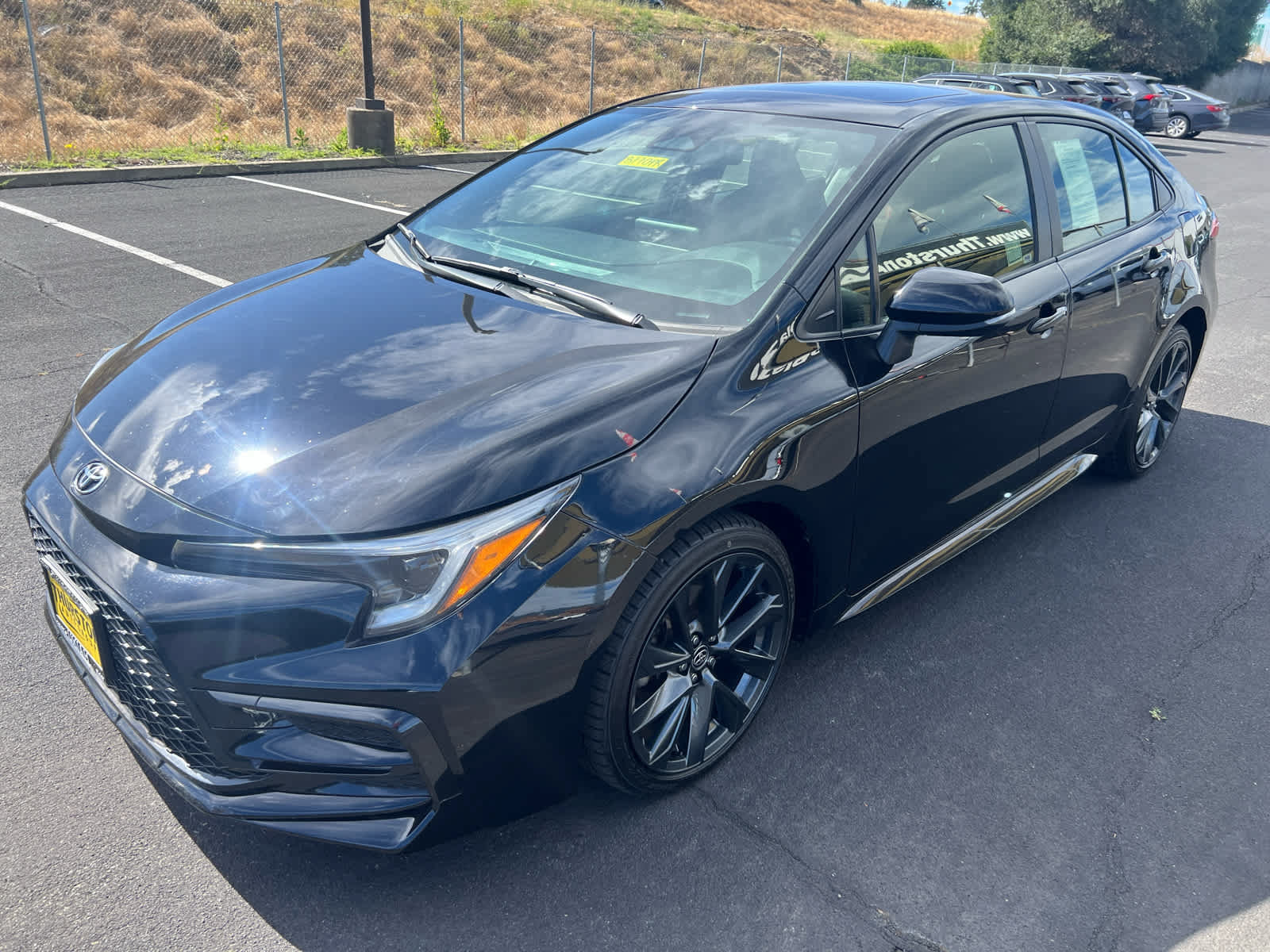 Certified 2024 Toyota Corolla SE w/ SE Premium Package FWD image 5