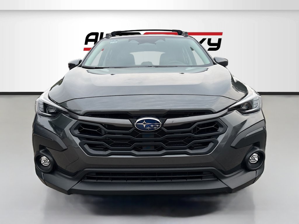 Used 2024 Subaru Crosstrek 2.5i Limited AWD/4WD image 2