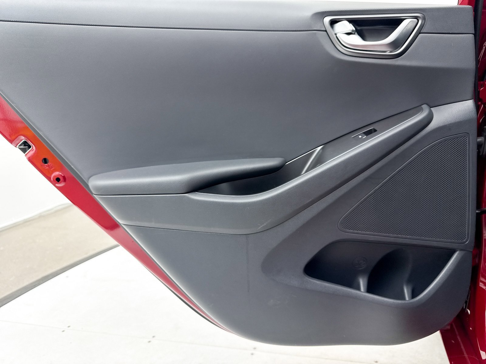 Used 2021 Hyundai Ioniq Limited image 37