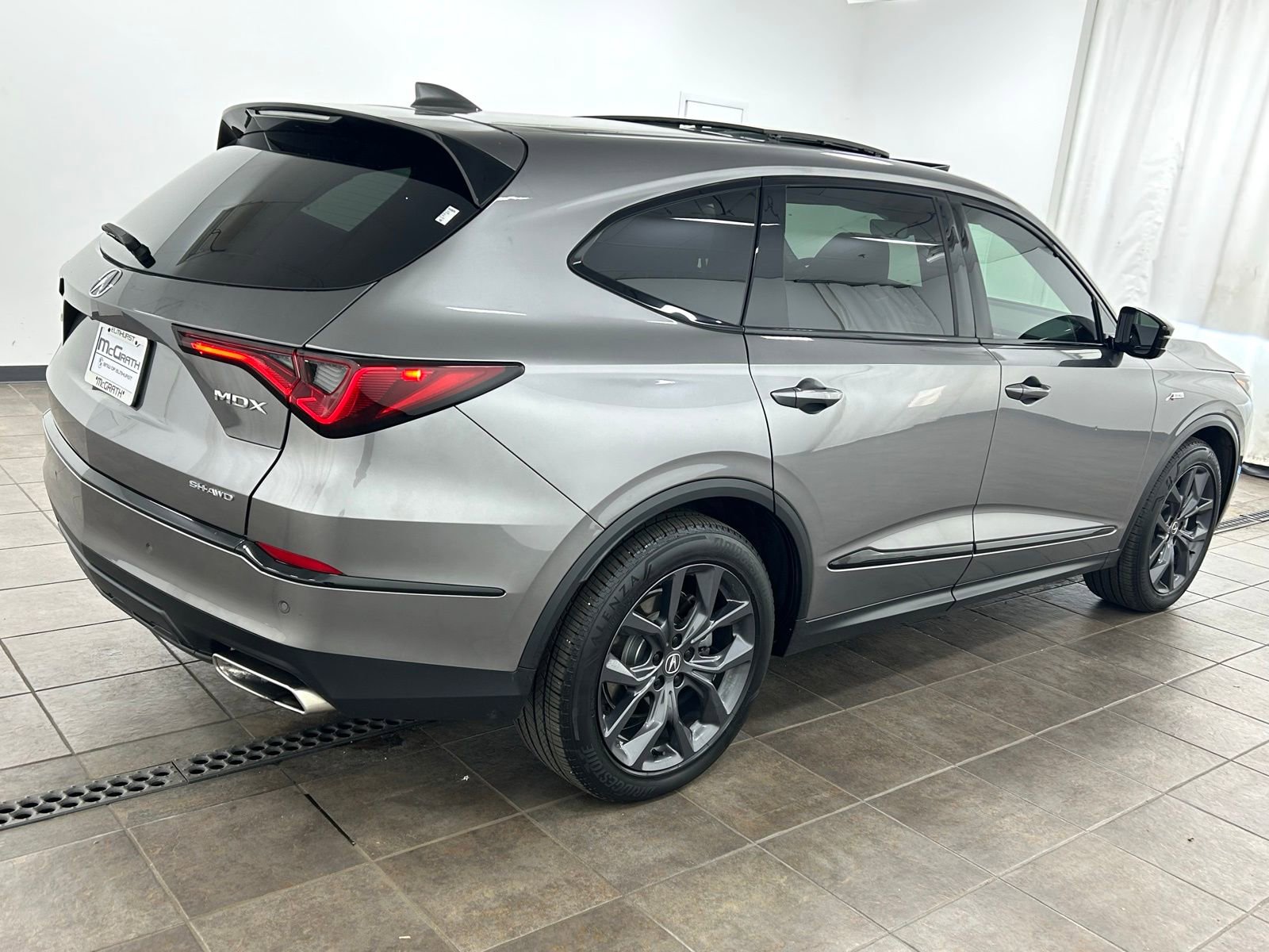 Used 2022 Acura MDX A-Spec image 6
