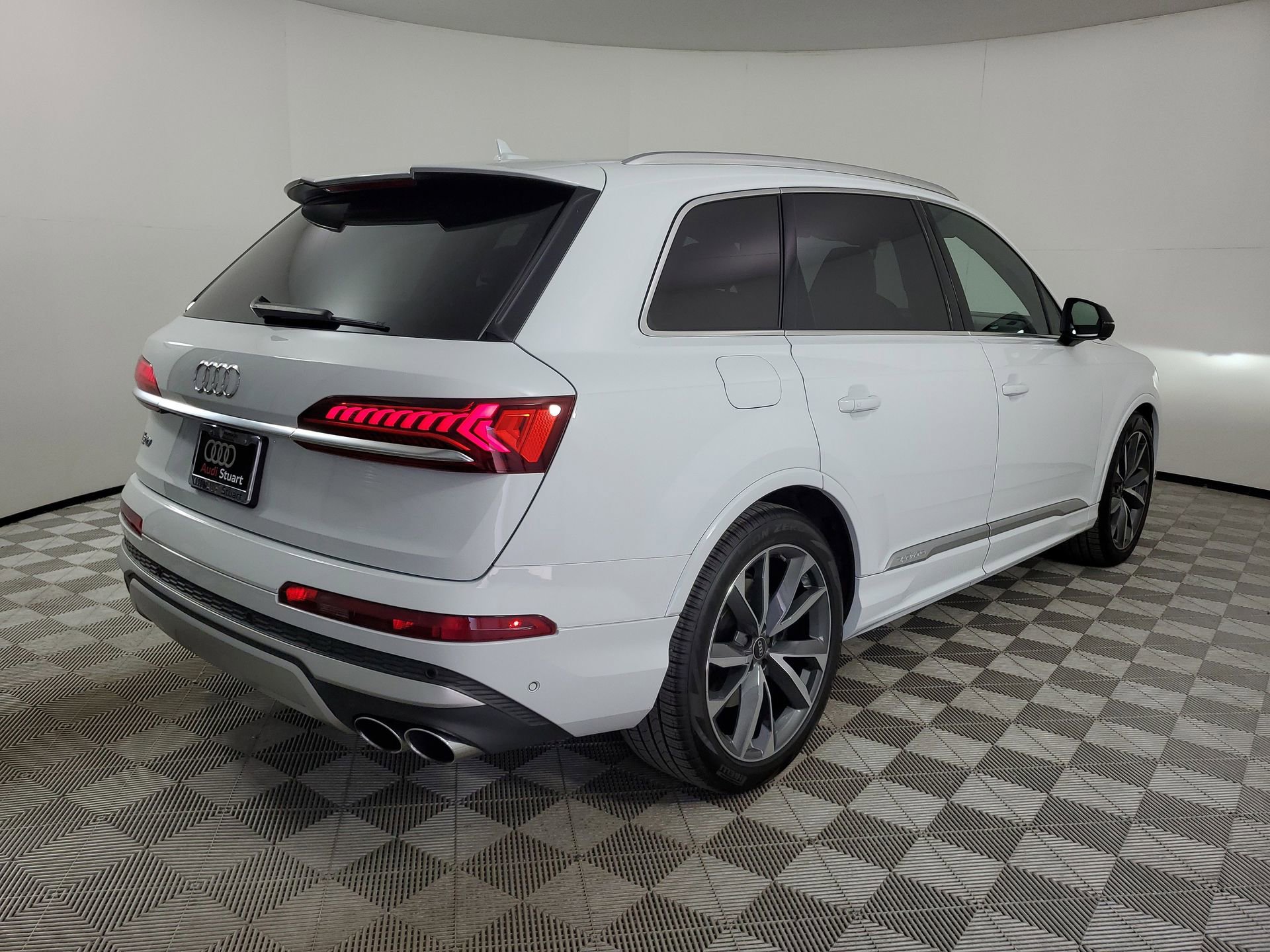 Certified 2022 Audi SQ7 Prestige w/ Prestige Package image 10