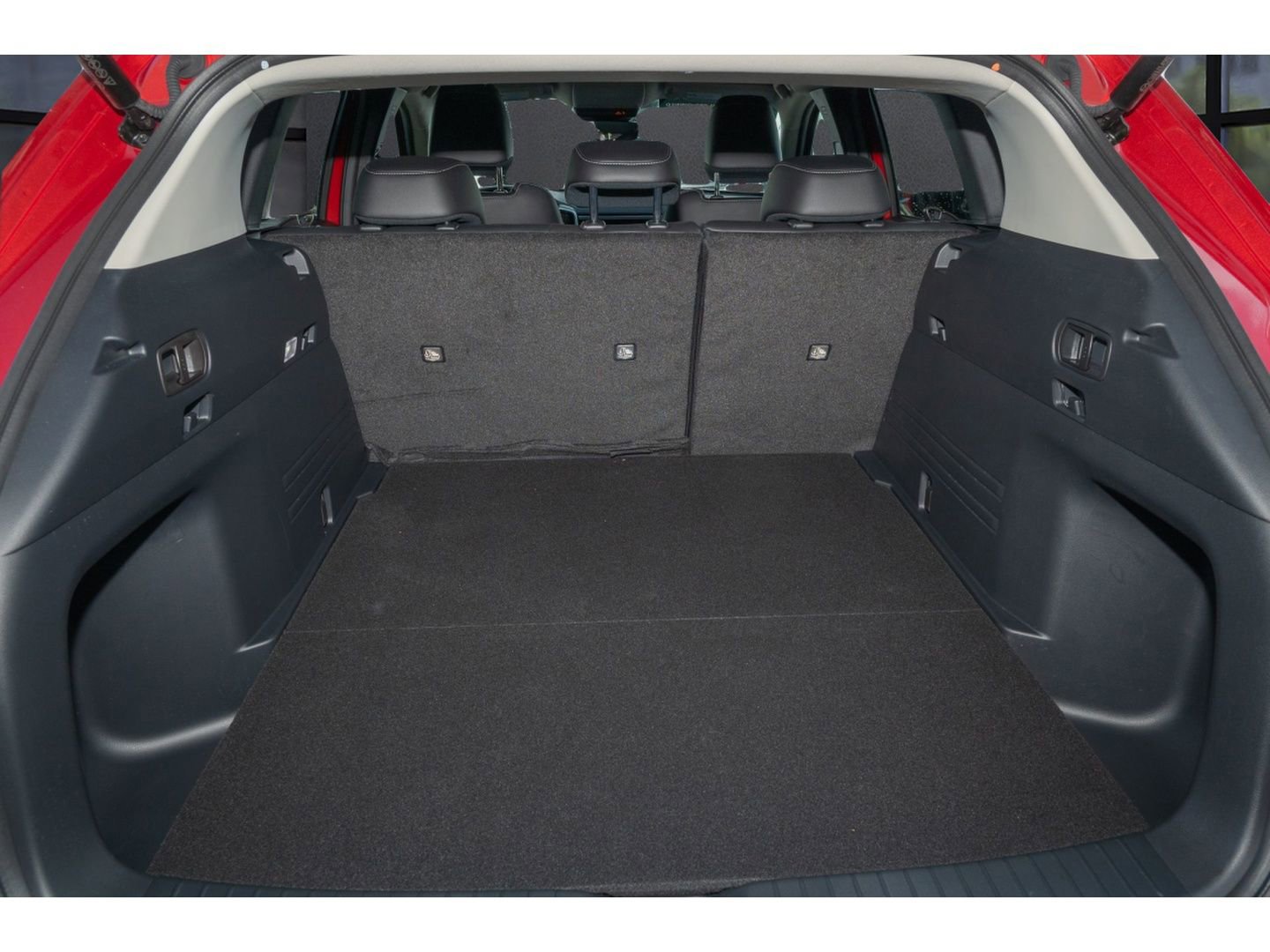 Used 2025 MAZDA CX-50 AWD 2.5 S w/ Weather Package image 13