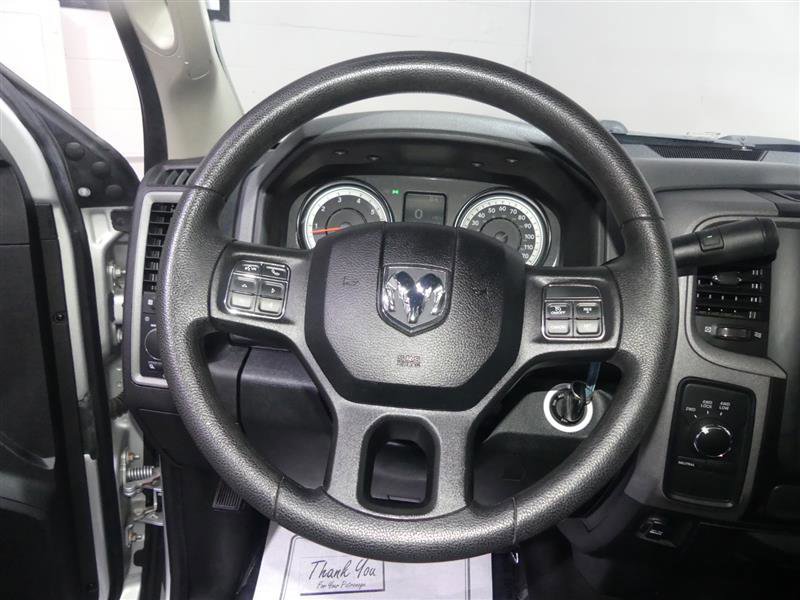 Used 2016 RAM 2500 Tradesman w/ Chrome Appearance Group image 23