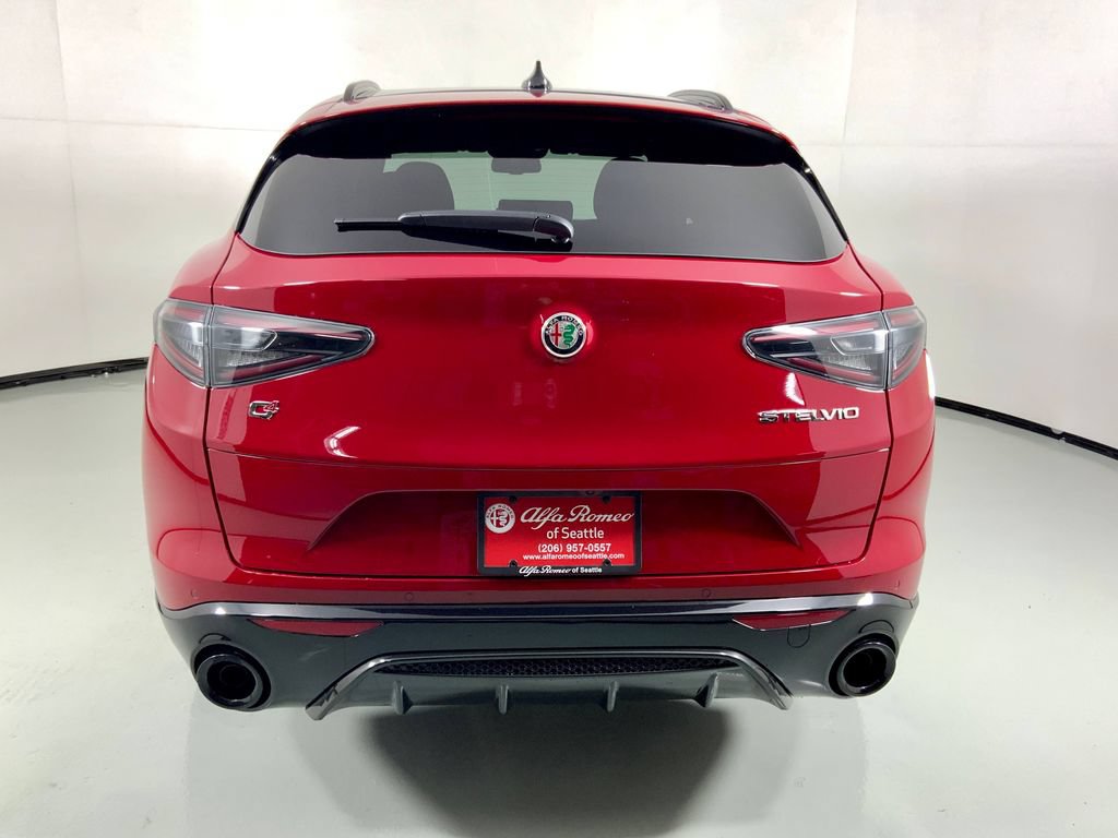 New 2026 Alfa Romeo Stelvio Sprint AWD/4WD image 8