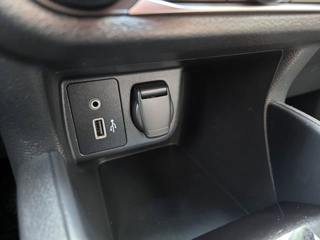 Used 2021 Nissan Versa SV image 24