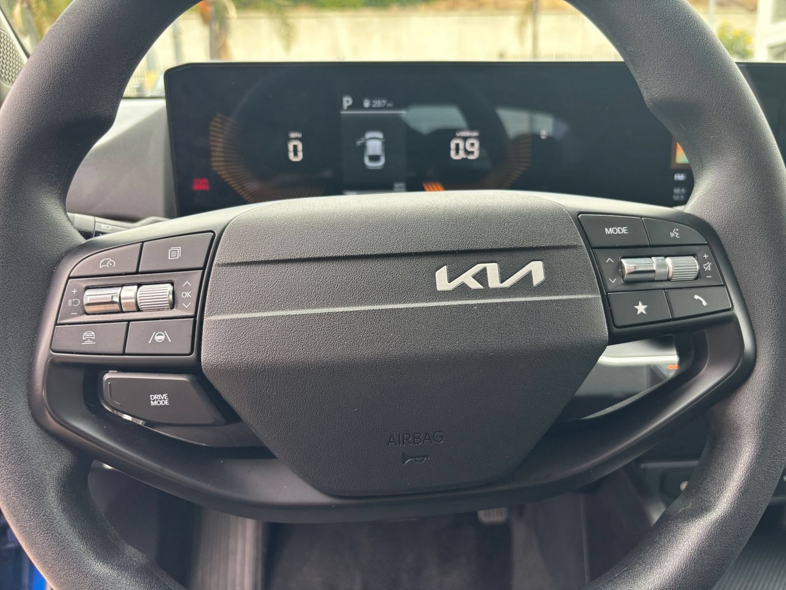 Used 2025 Kia K4 FWD image 26