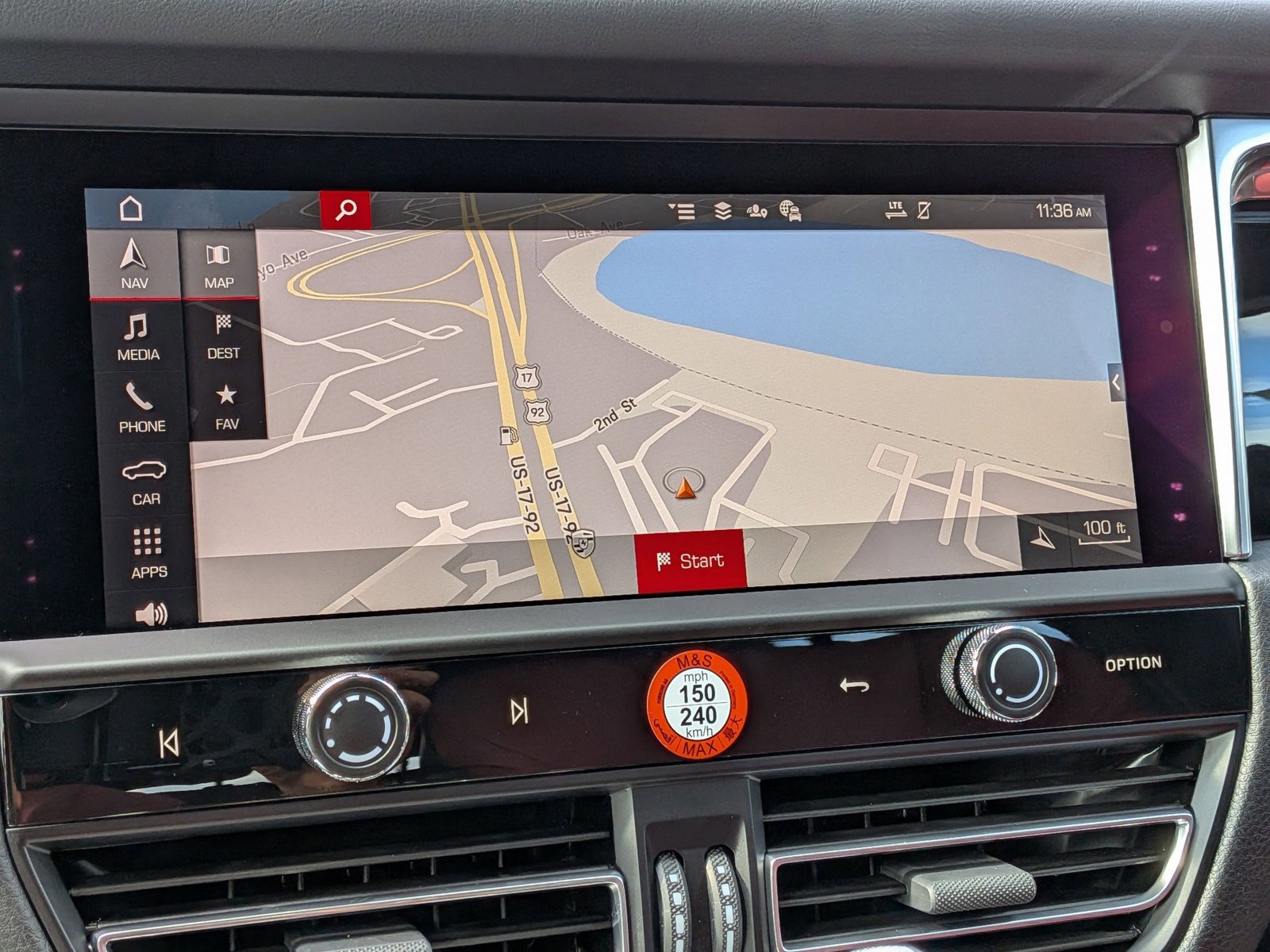 New 2026 Porsche Macan Turbo image 18