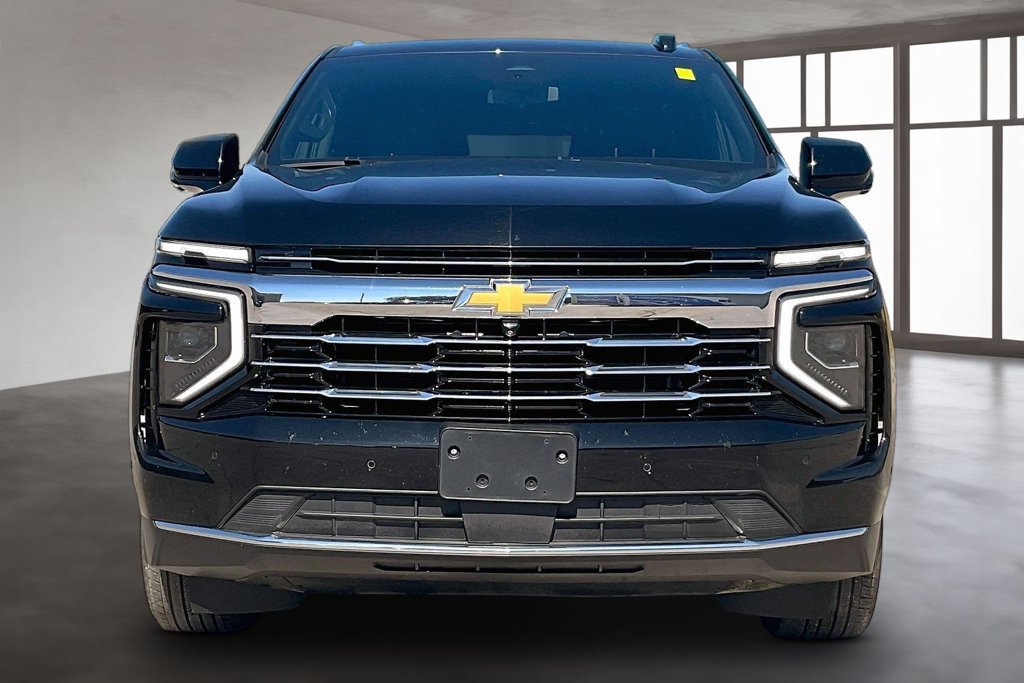 Used 2025 Chevrolet Tahoe LT AWD/4WD image 2
