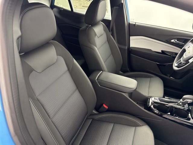New 2026 Chevrolet Trax LT w/ Sunroof Package image 16