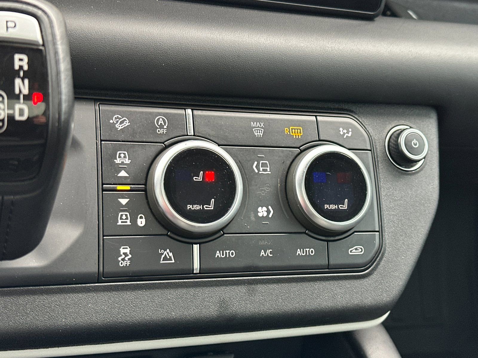 Used 2020 Land Rover Defender 110 HSE image 20