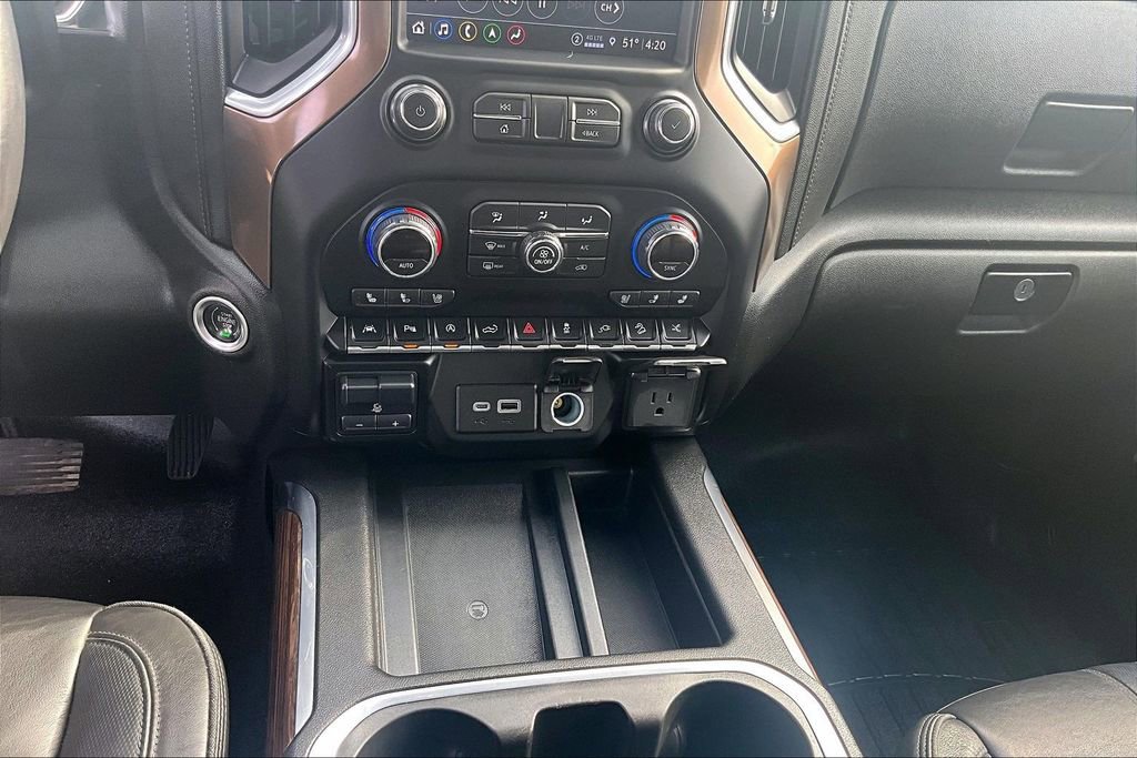 Used 2021 Chevrolet Silverado 1500 High Country w/ Technology Package image 31