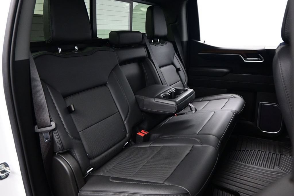 Used 2023 GMC Sierra 1500 Denali w/ Denali Reserve Package AWD/4WD image 42