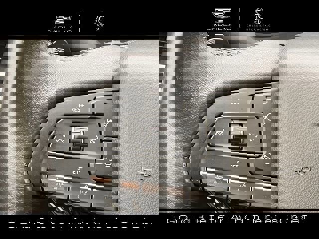 Used 2022 Cadillac XT6 Premium Luxury w/ Technology Package image 14