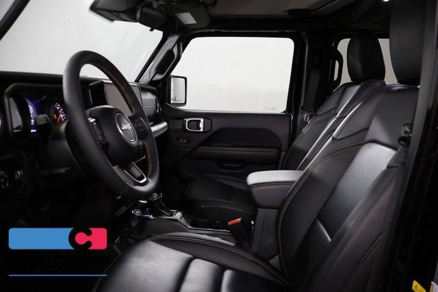 Used 2024 Jeep Gladiator Sport w/ Premium Package AWD/4WD image 11