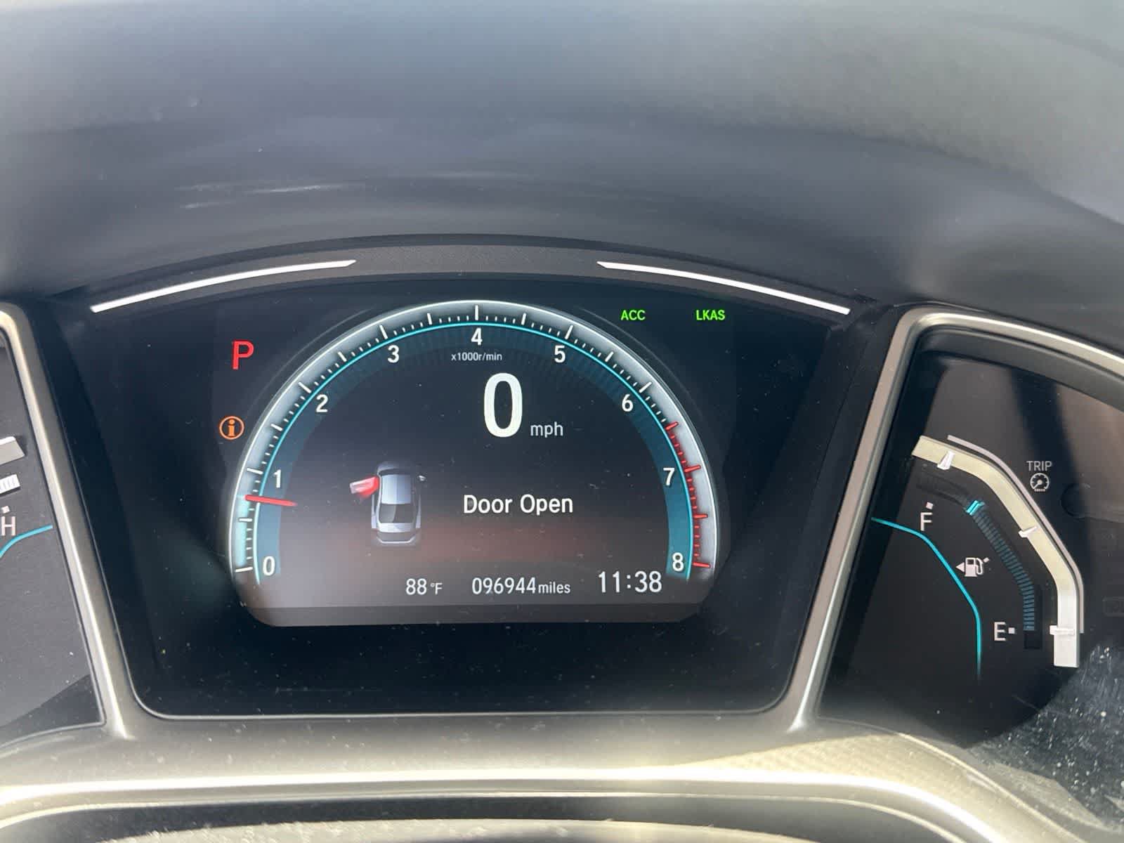 Used 2018 Honda Civic EX-T image 5