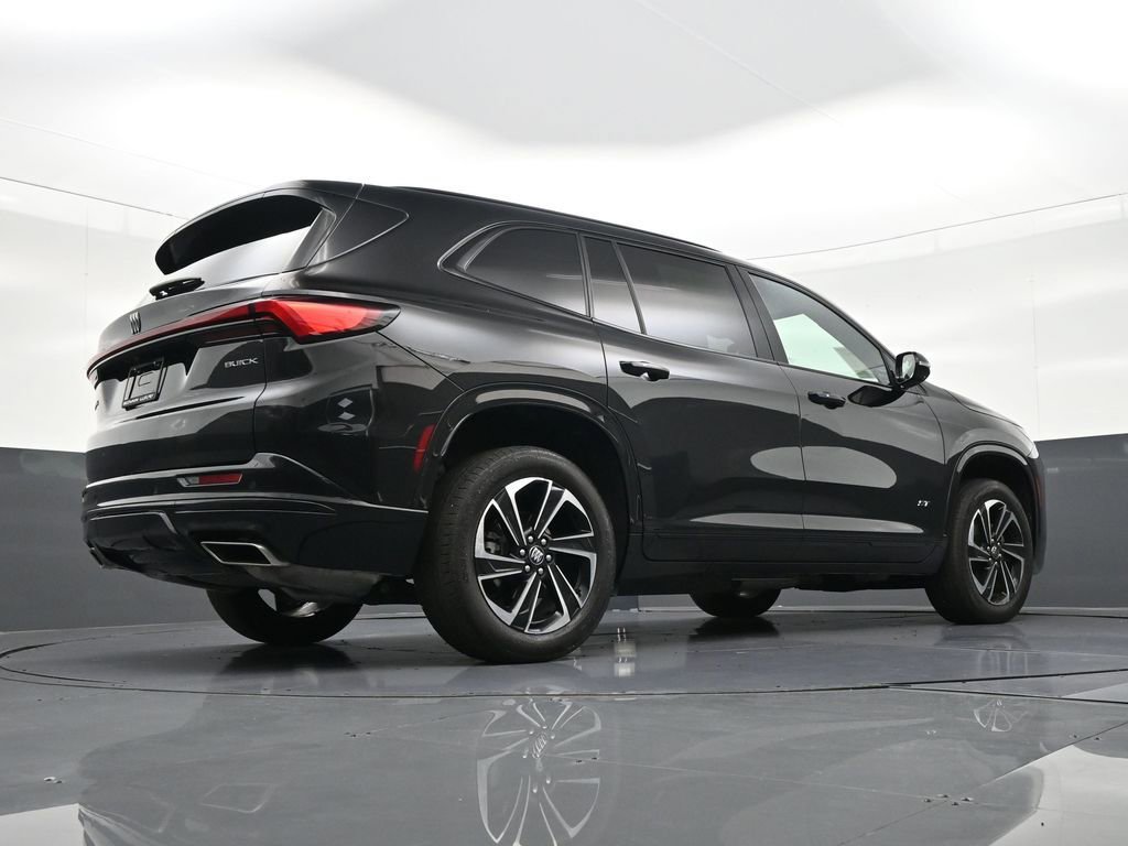 Used 2025 Buick Enclave Sport Touring w/ Power Package image 30