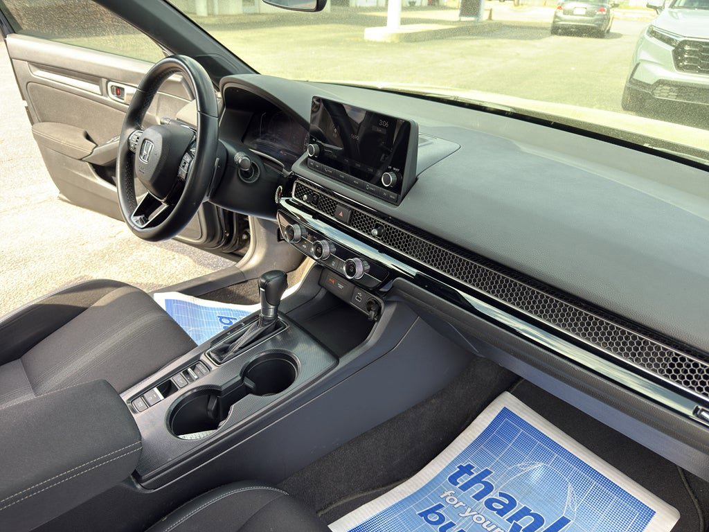 Used 2023 Honda Civic Sport image 28