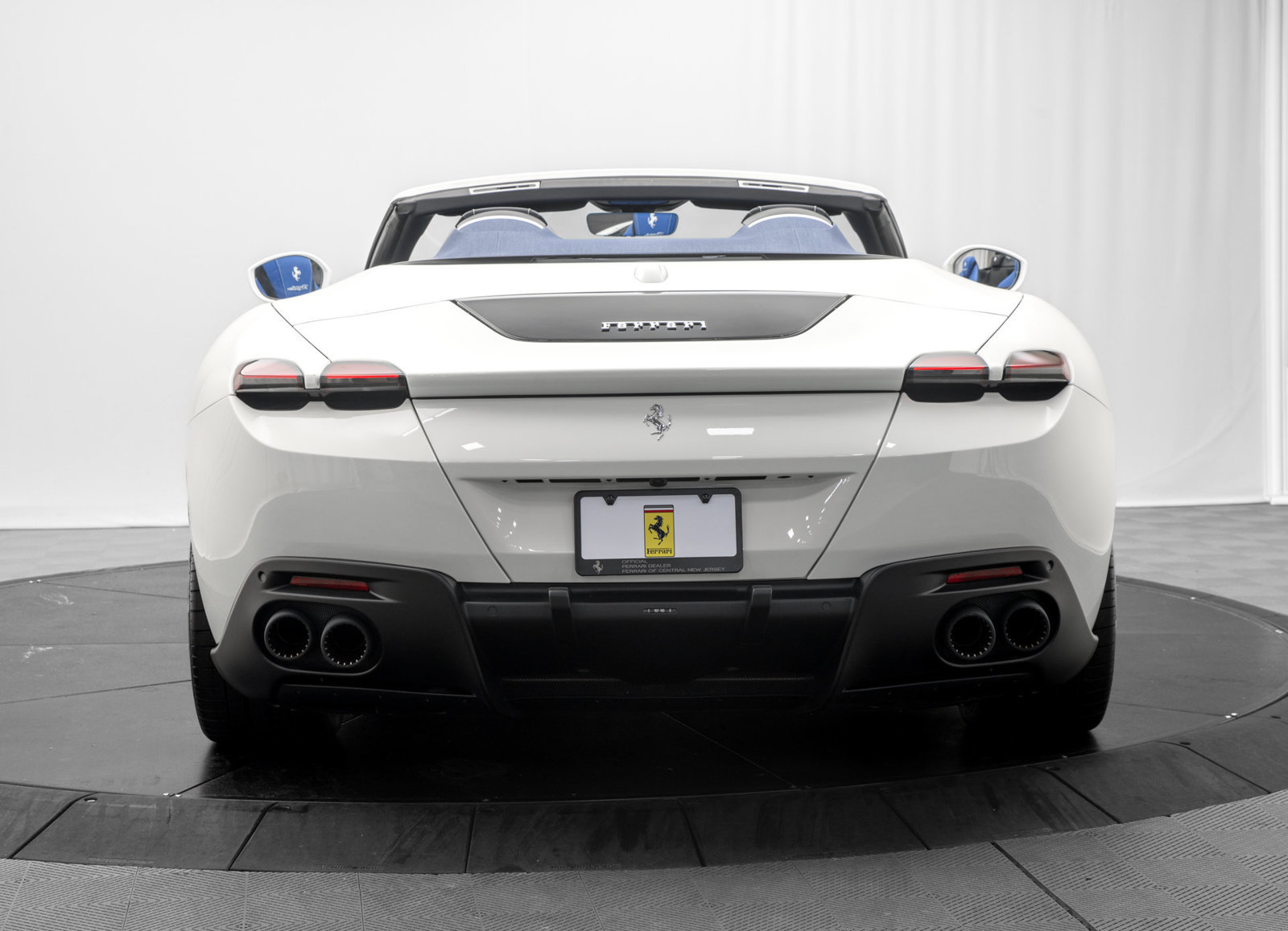 Used 2025 Ferrari Roma Spider RWD image 6