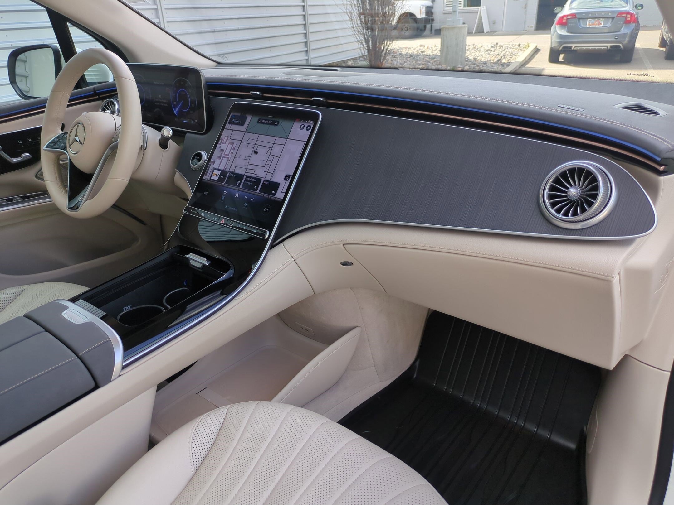 Used 2023 Mercedes-Benz EQS 450+ 4MATIC SUV image 32