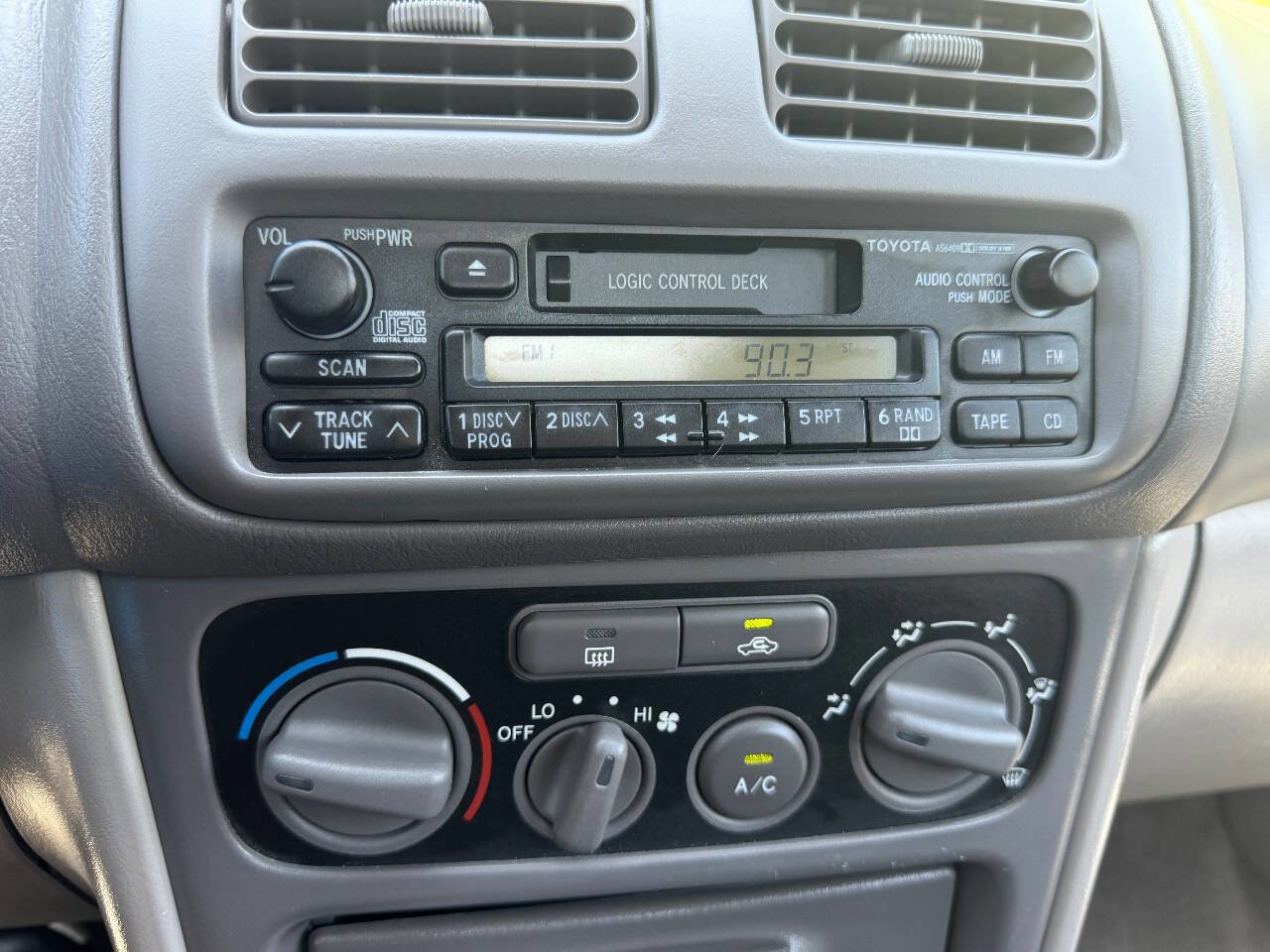 Used 2002 Toyota Corolla CE image 7