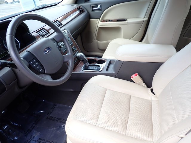 Used 2008 Ford Taurus SEL FWD image 10