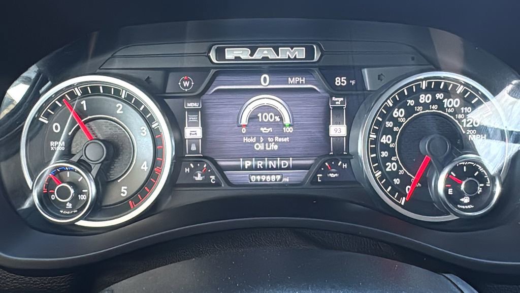 Used 2022 RAM 3500 Laramie AWD/4WD image 17