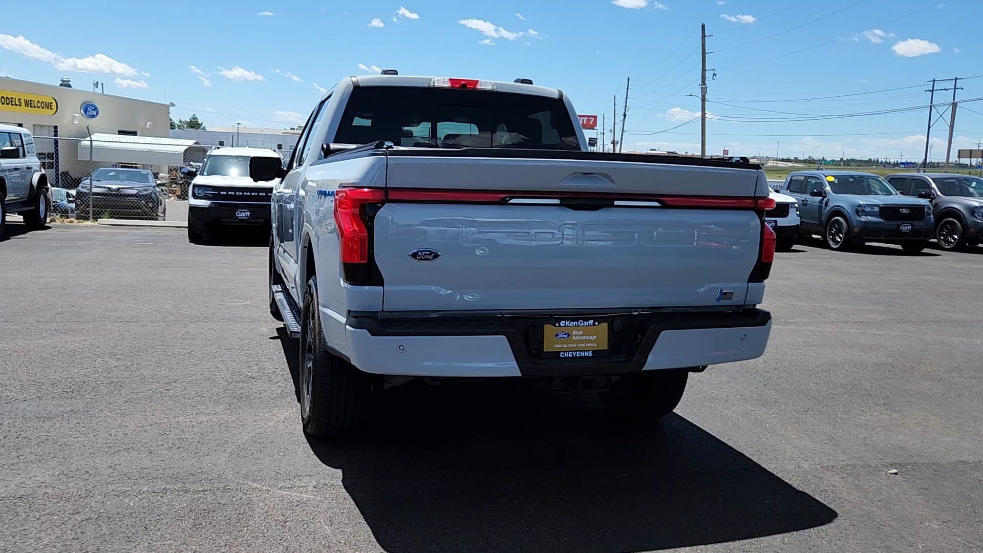 Used 2023 Ford F150 Lightning Lariat AWD/4WD image 3
